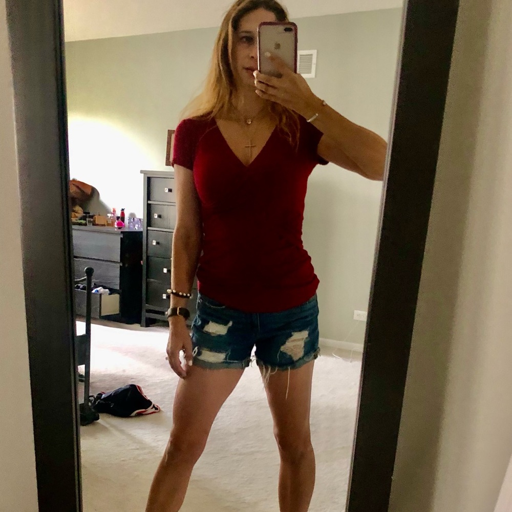 Le Clef red wrap top